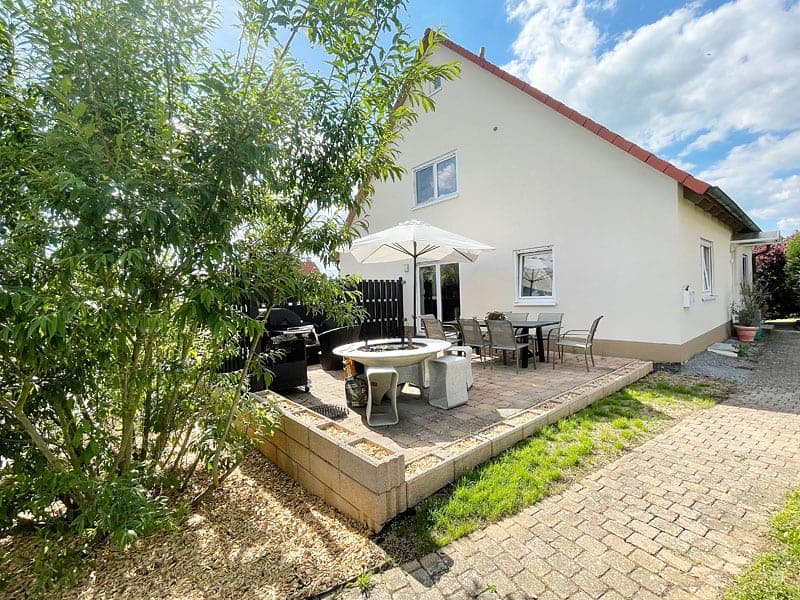 Zweifamilienhaus
